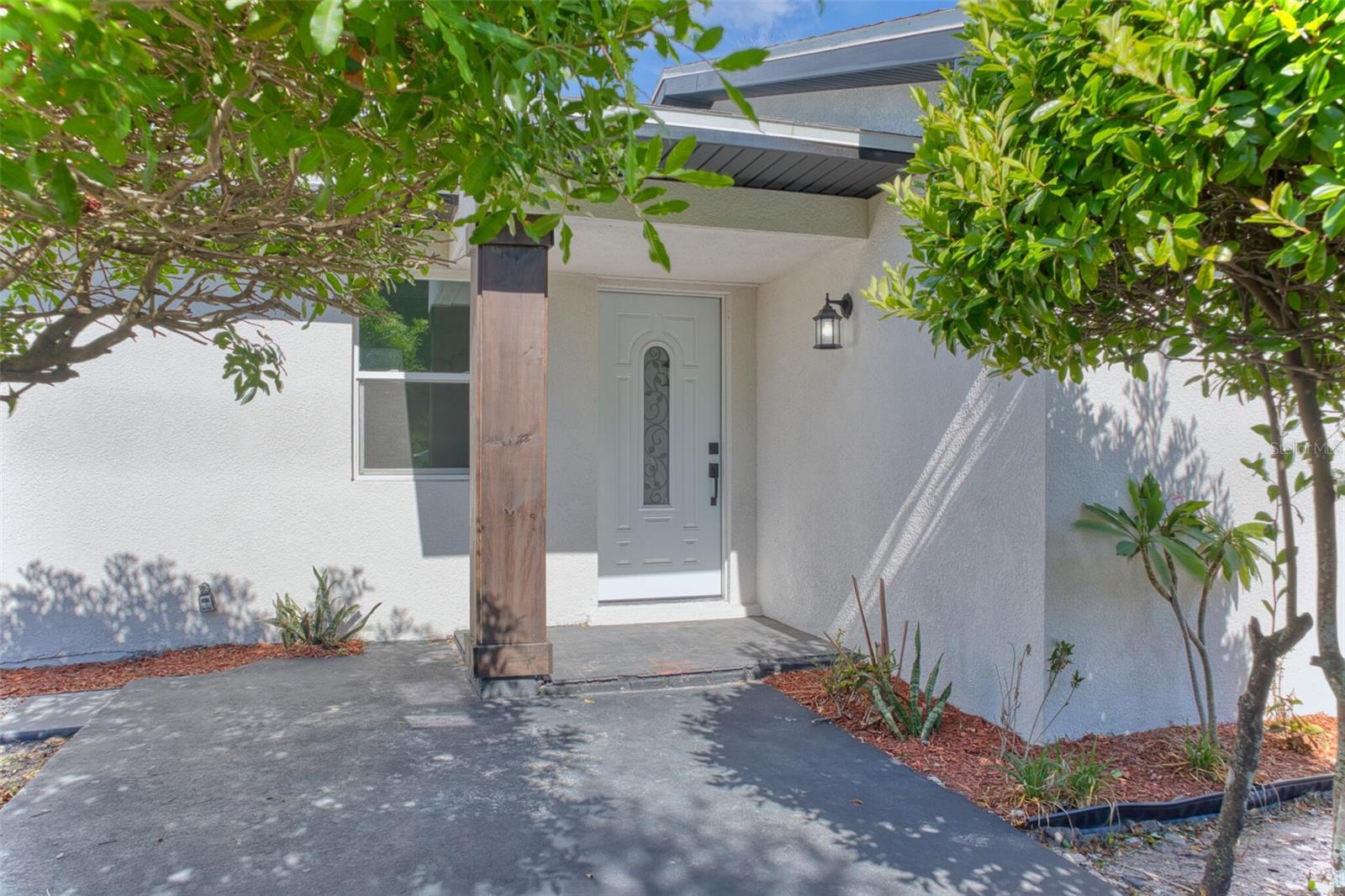 PINE RIDGE - Residential