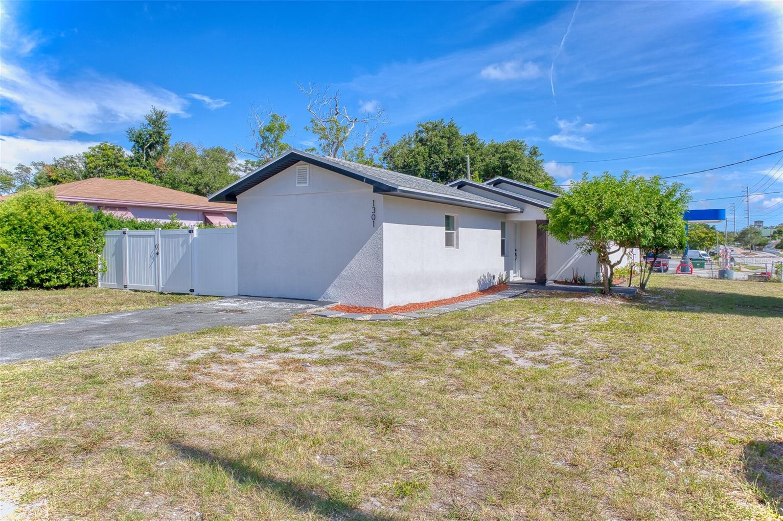 PINE RIDGE - Residential