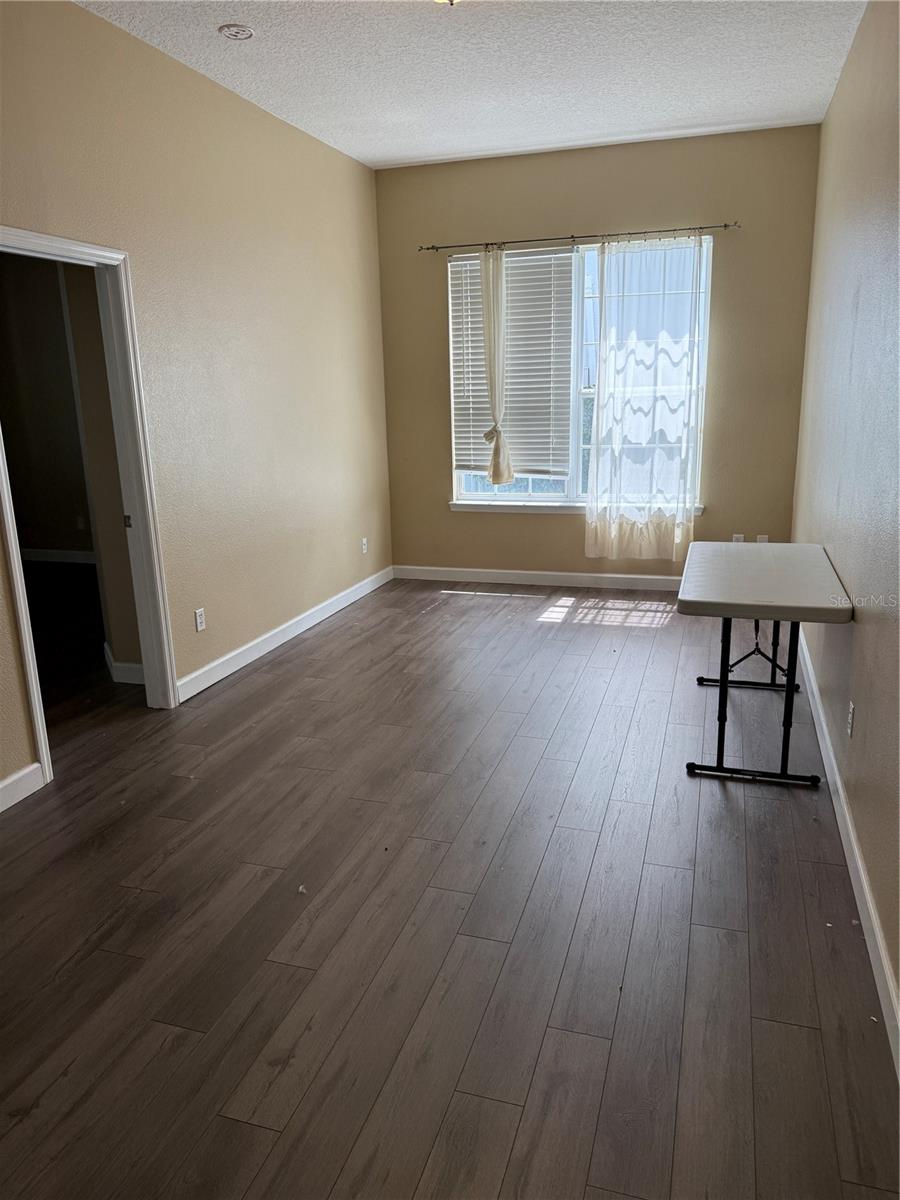 AVALON PARK VILLAGE 02 44/68 - Residential Lease