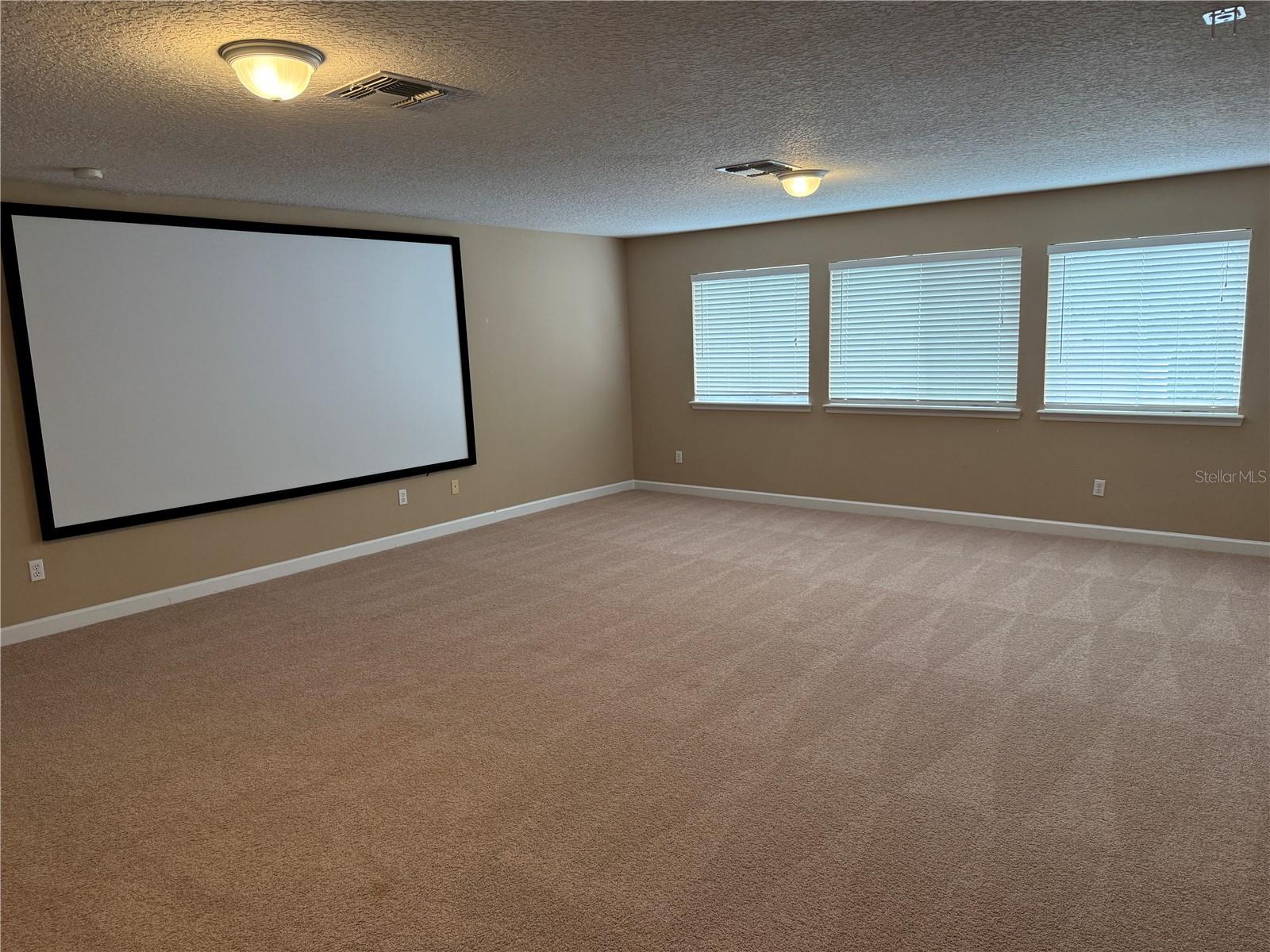 AVALON PARK VILLAGE 02 44/68 - Residential Lease