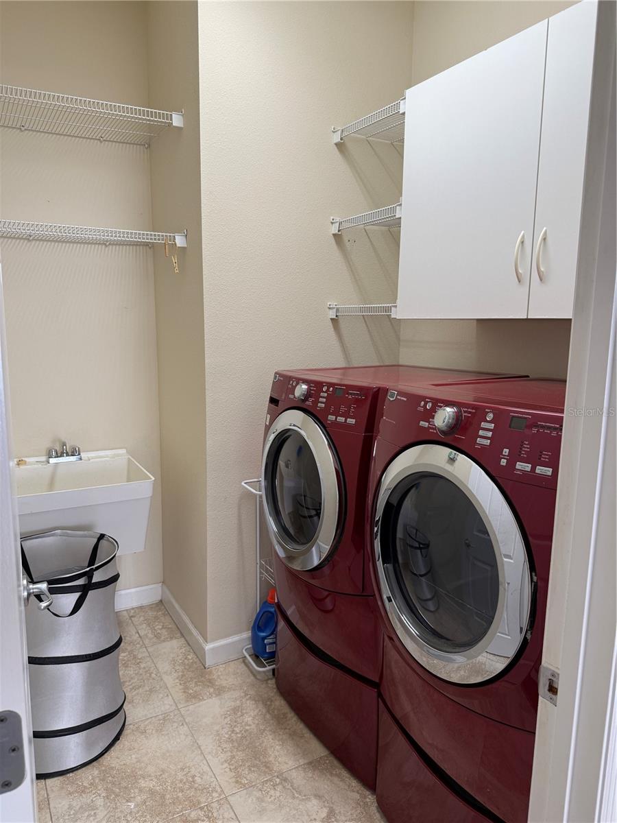 AVALON PARK VILLAGE 02 44/68 - Residential Lease
