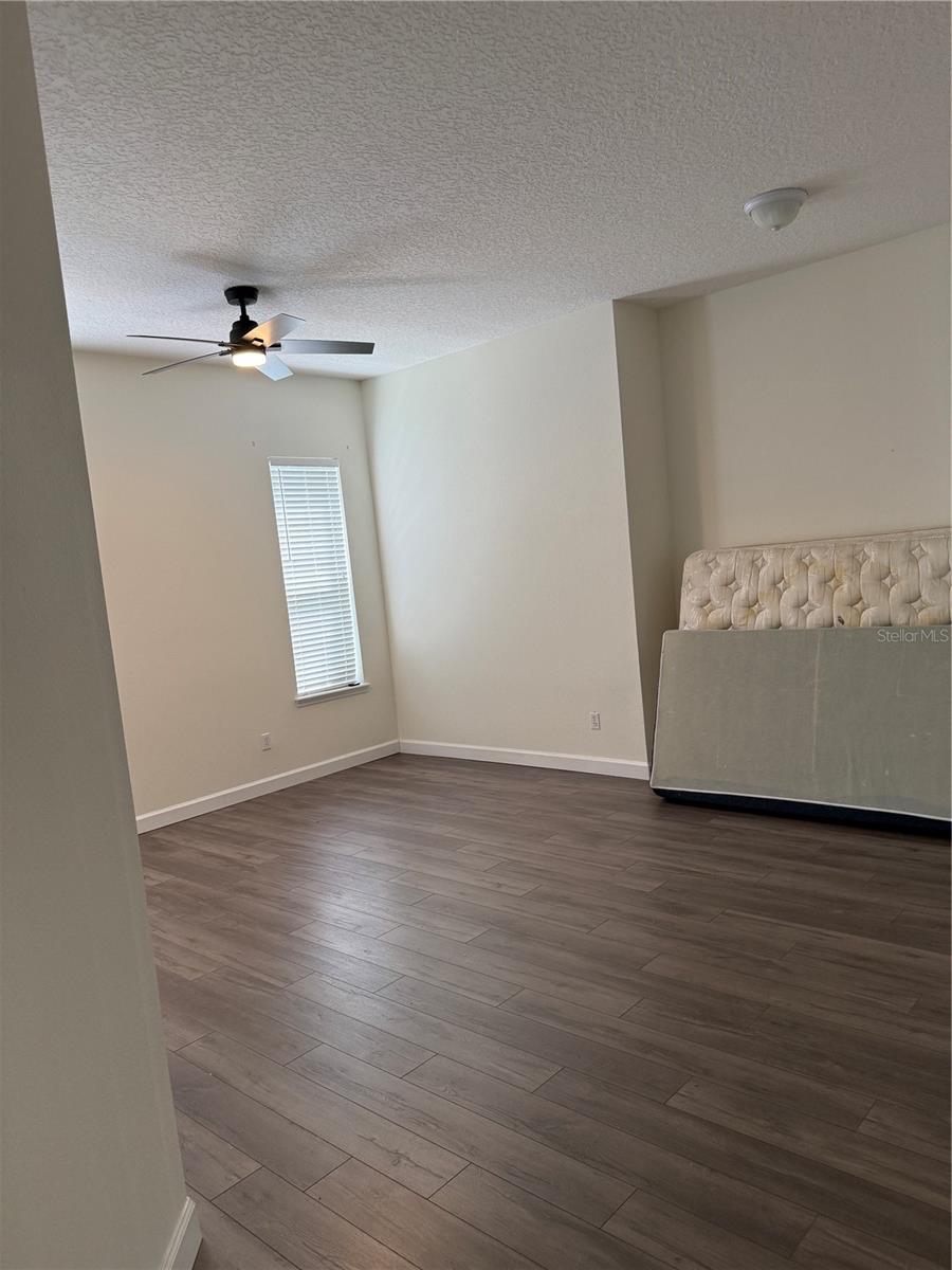 AVALON PARK VILLAGE 02 44/68 - Residential Lease