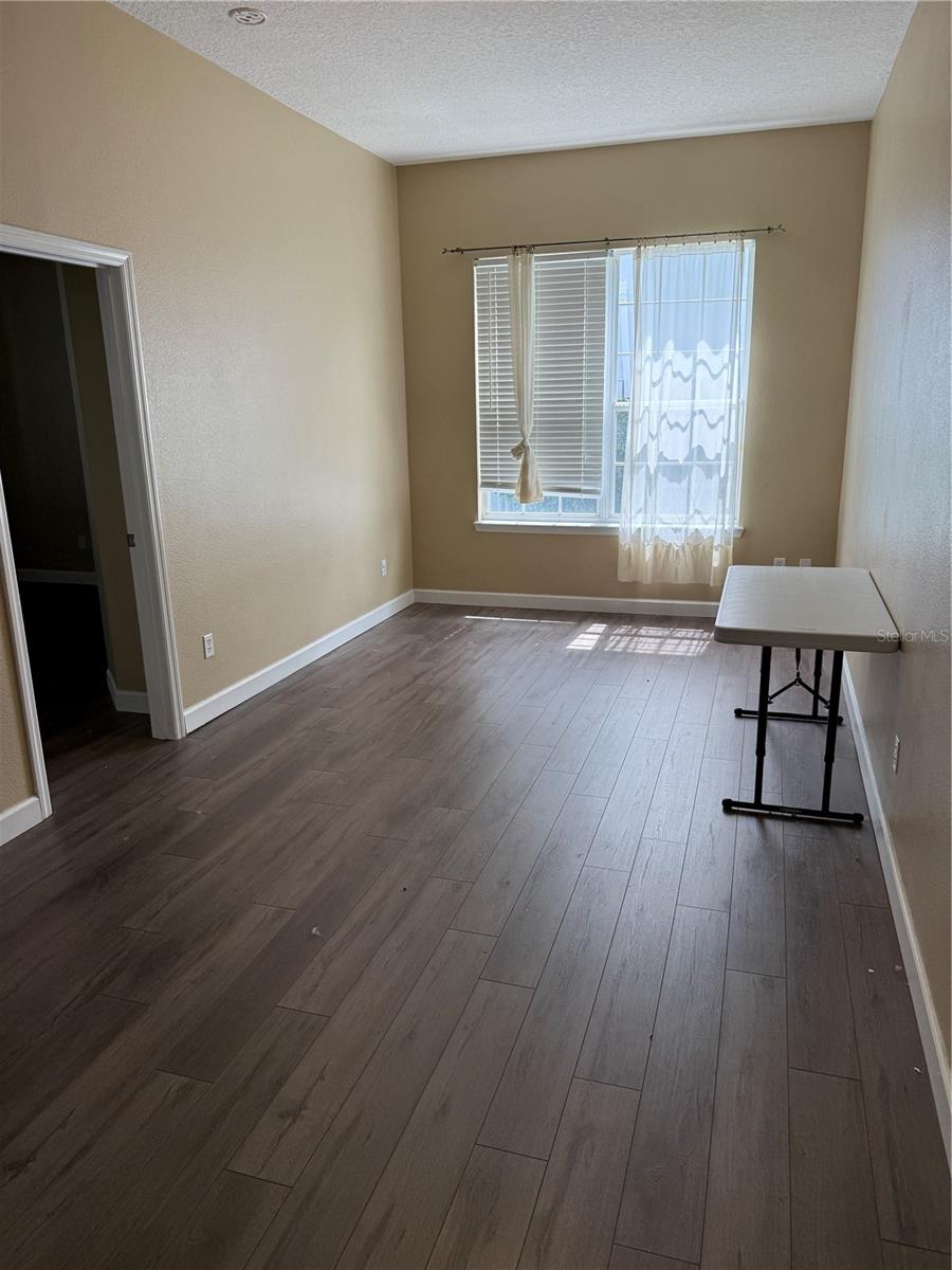AVALON PARK VILLAGE 02 44/68 - Residential Lease