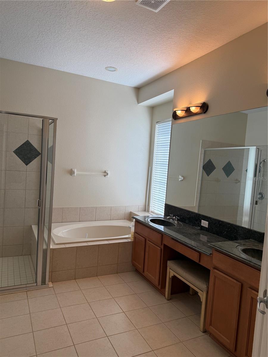 AVALON PARK VILLAGE 02 44/68 - Residential Lease