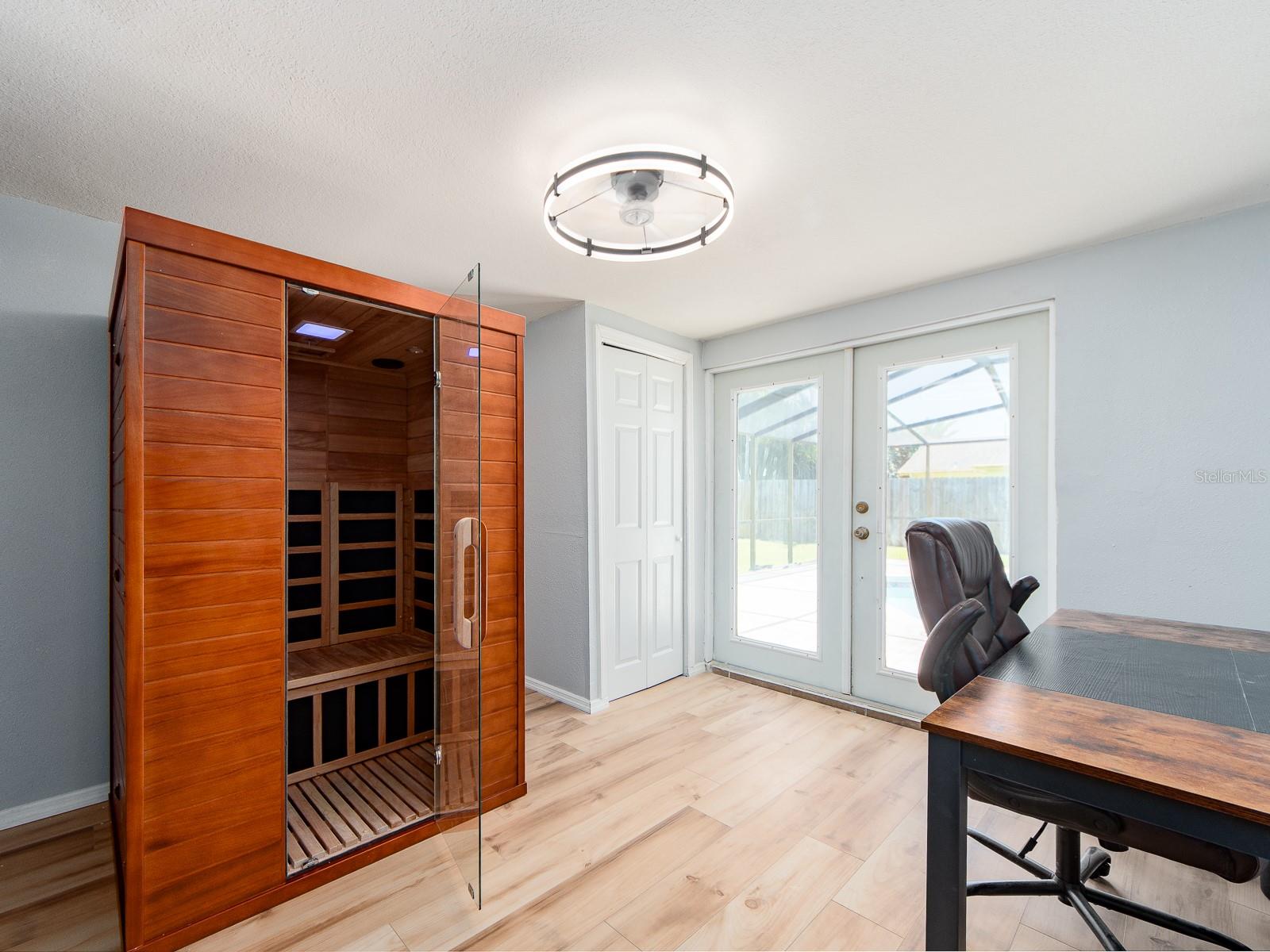 BEACON SQUARE - Residential