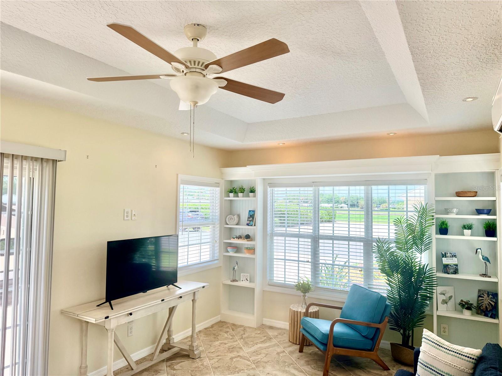 FLORIDA GRANDE MOTOR COACH RESORT - Land