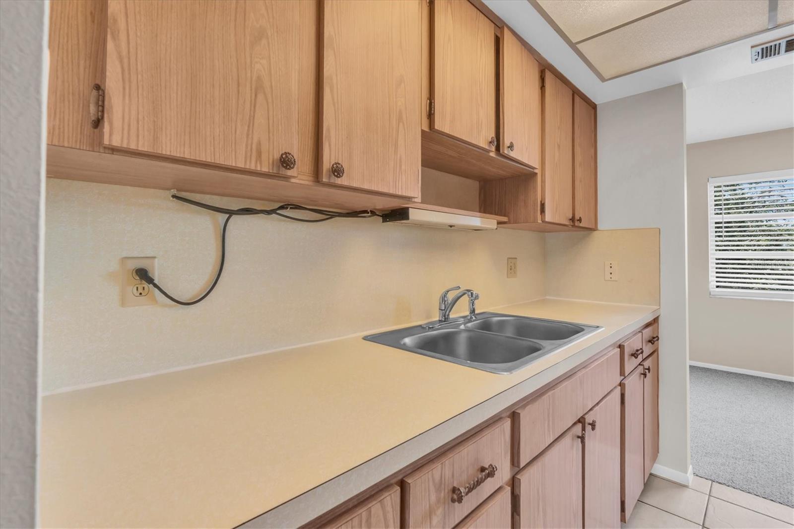 PARK PLAZA APTS CONDO - Residential