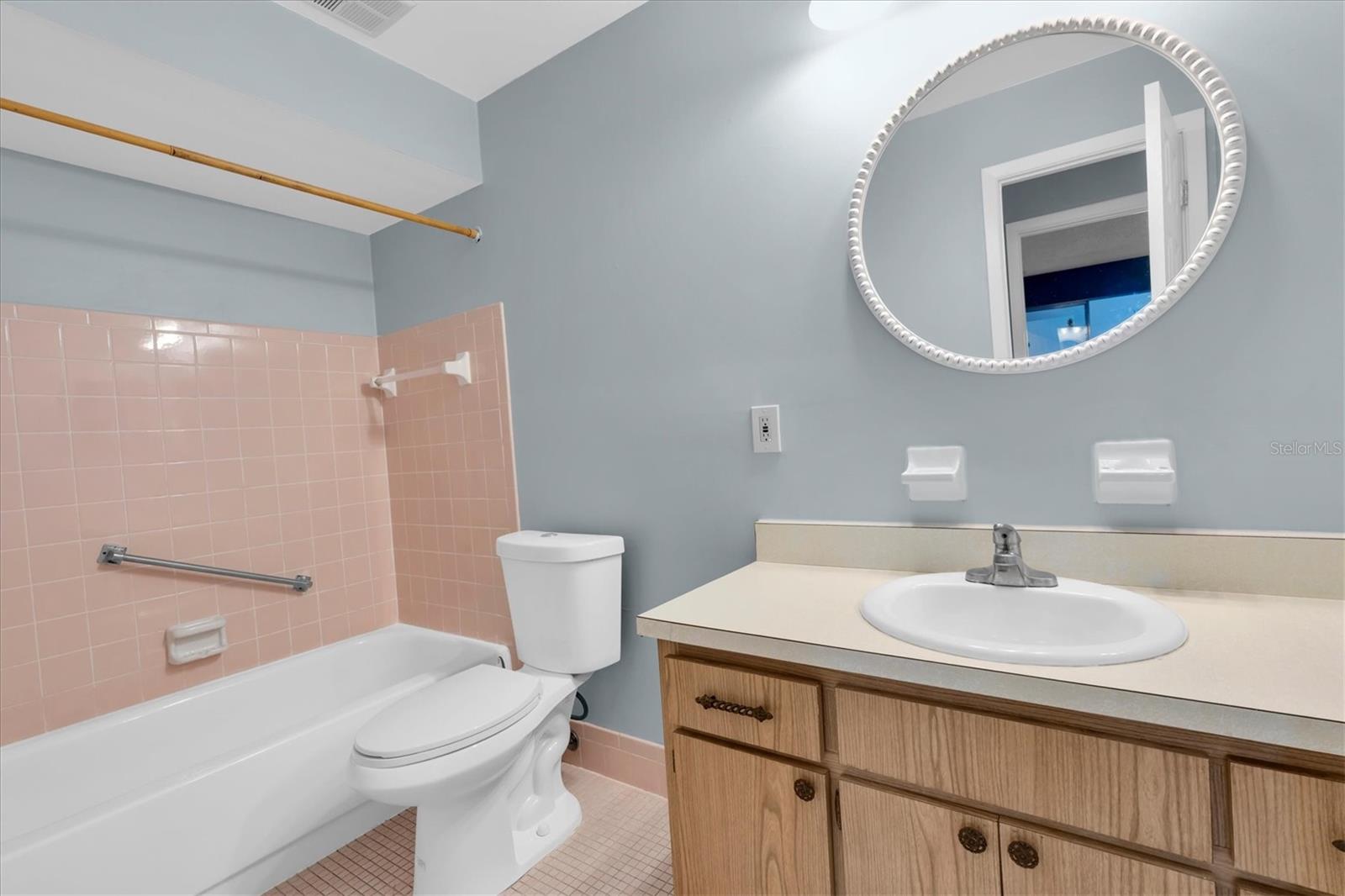 PARK PLAZA APTS CONDO - Residential