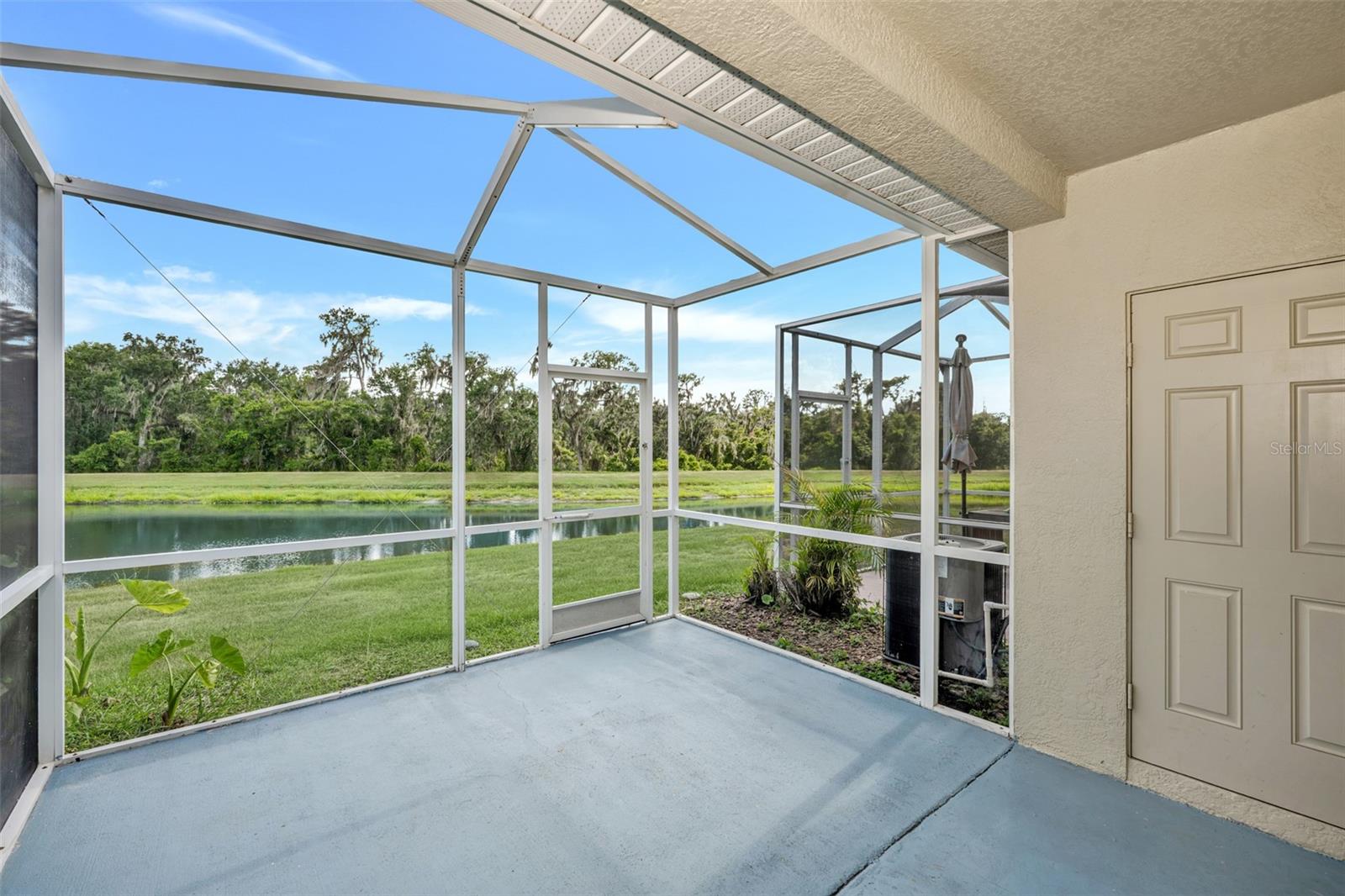 FISHHAWK RANCH TWNHMS PH - Residential