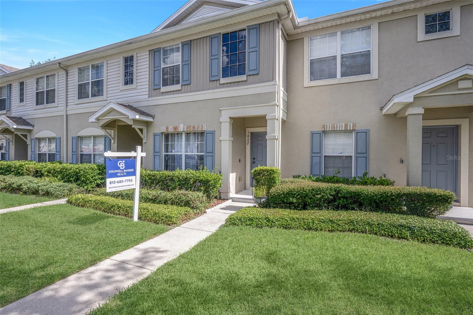 FISHHAWK RANCH TWNHMS PH - Residential