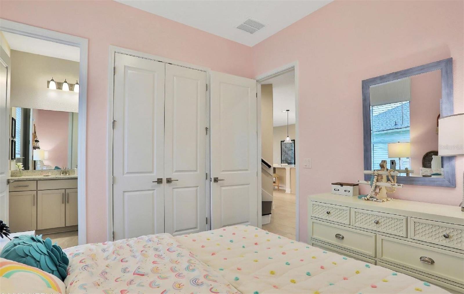 HOLLY LANDING SILVERLEAF - Residential