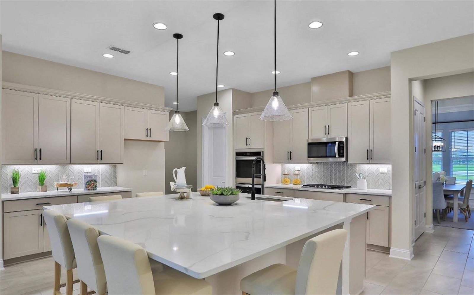 HOLLY LANDING SILVERLEAF - Residential