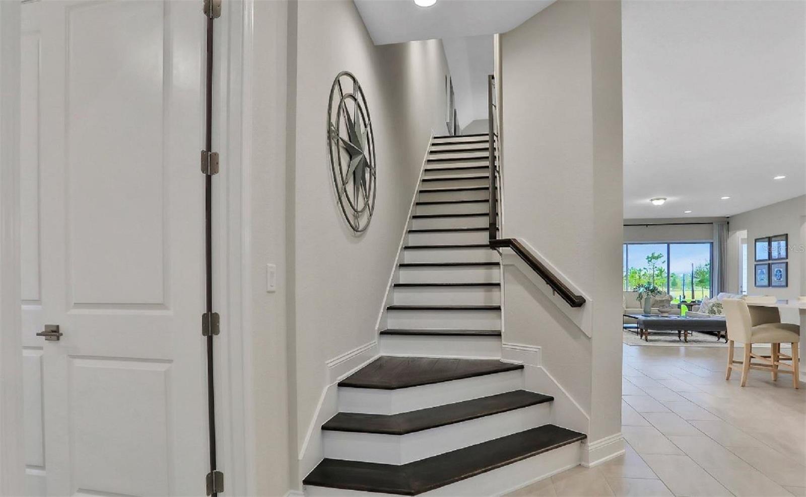 HOLLY LANDING SILVERLEAF - Residential