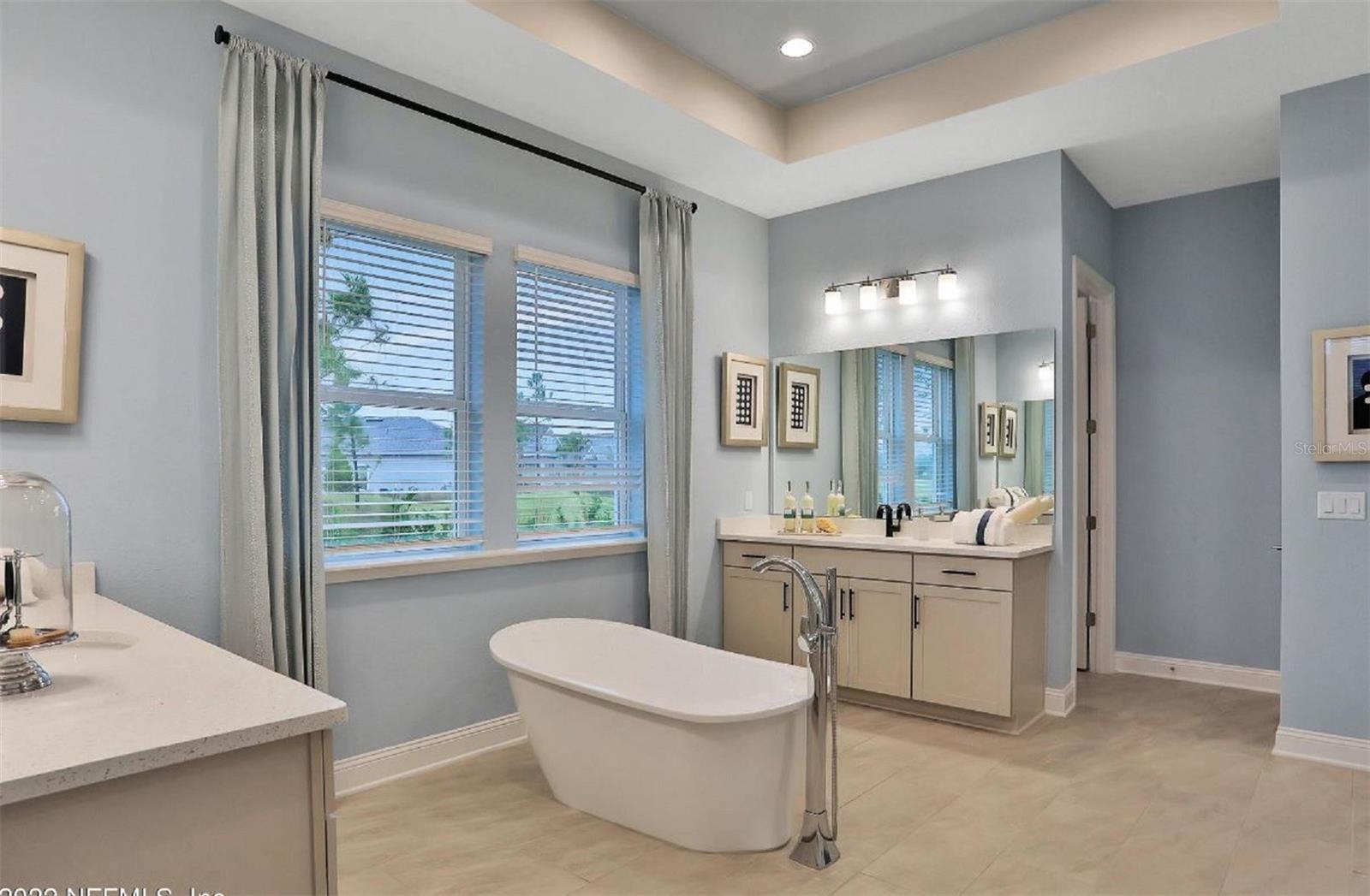 HOLLY LANDING SILVERLEAF - Residential