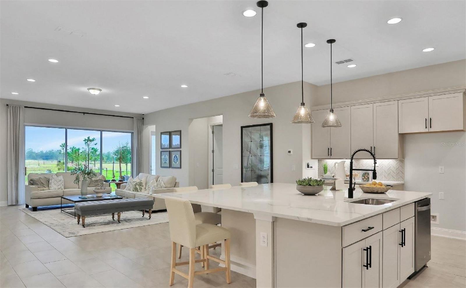 HOLLY LANDING SILVERLEAF - Residential