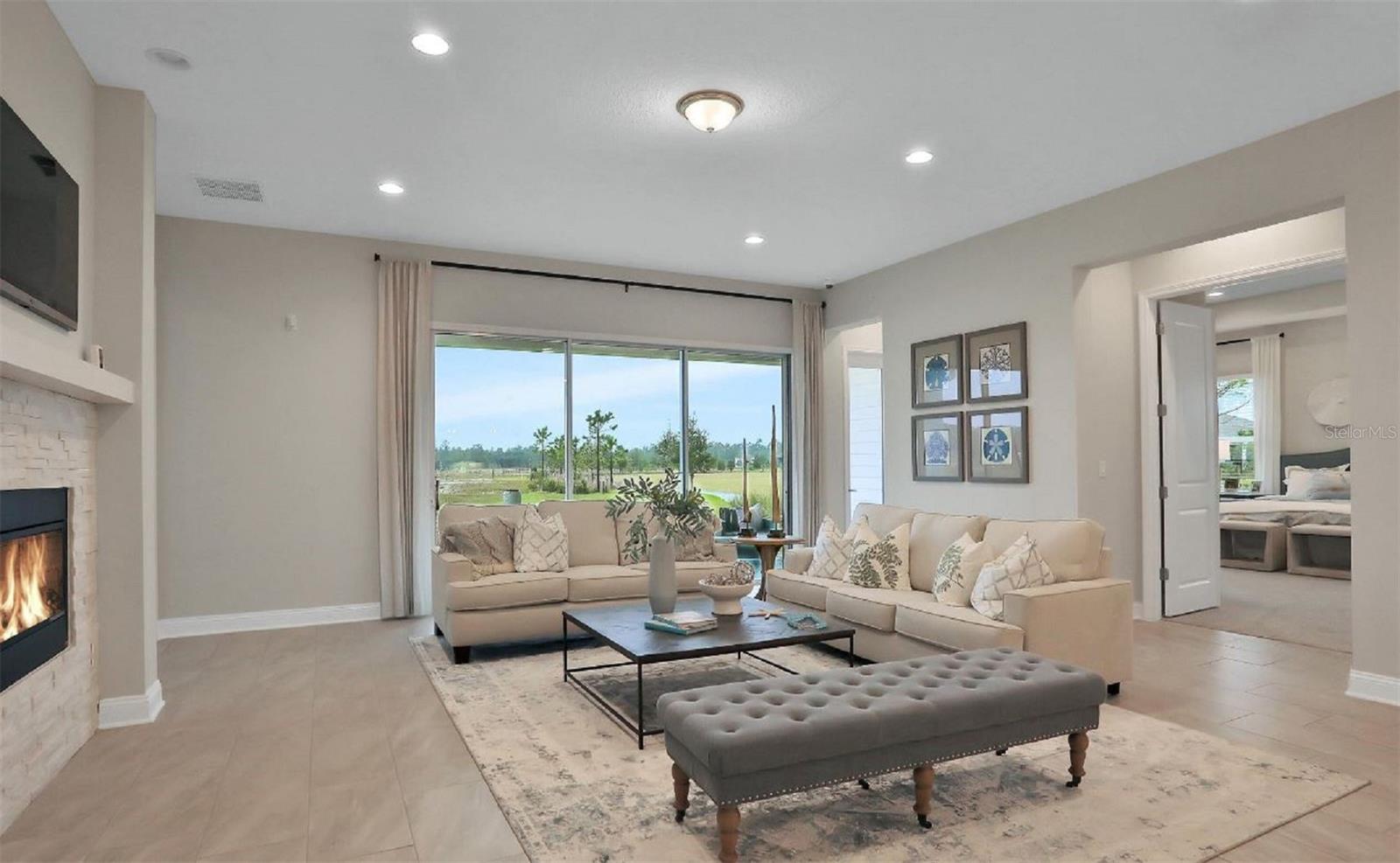 HOLLY LANDING SILVERLEAF - Residential