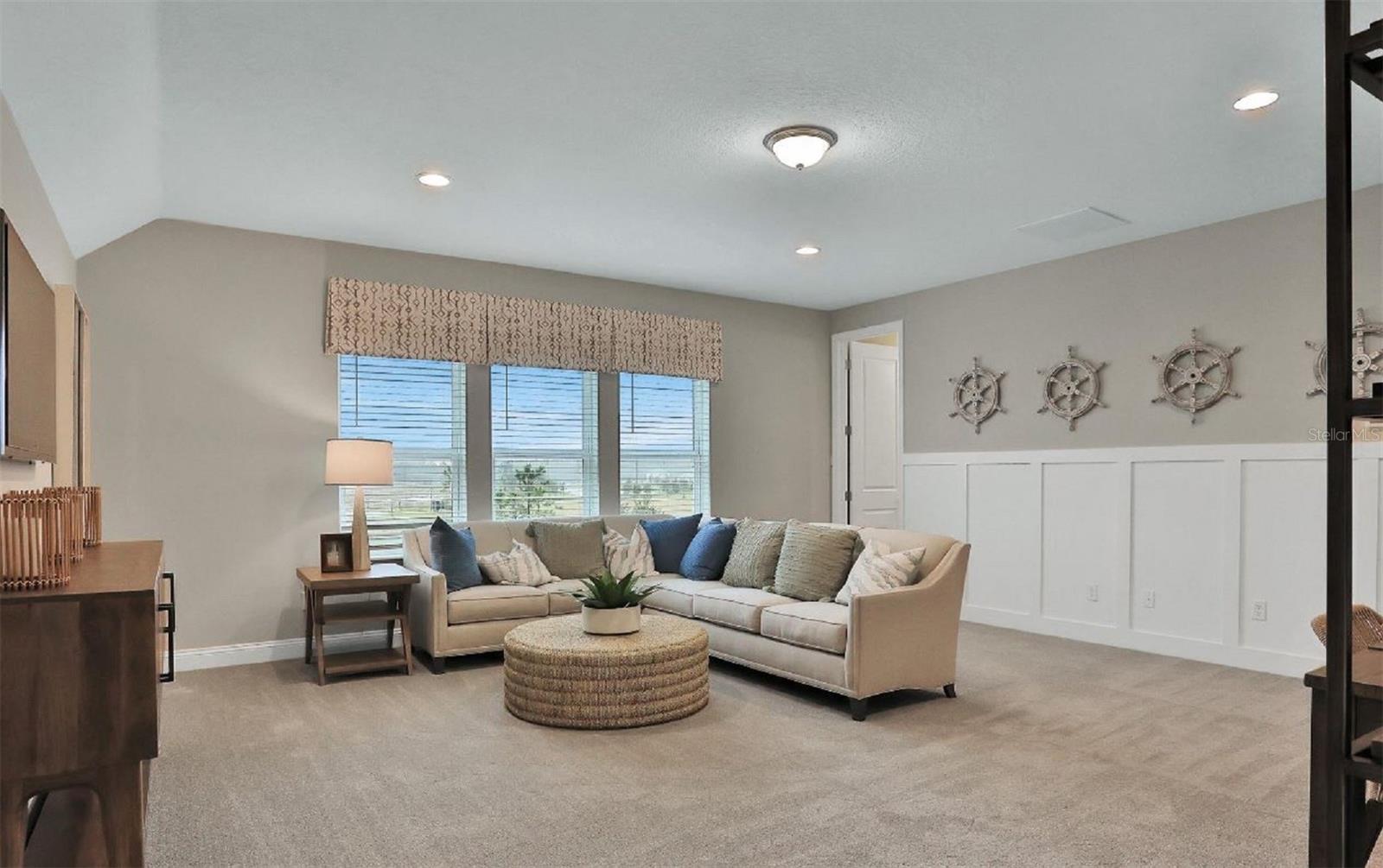 HOLLY LANDING SILVERLEAF - Residential