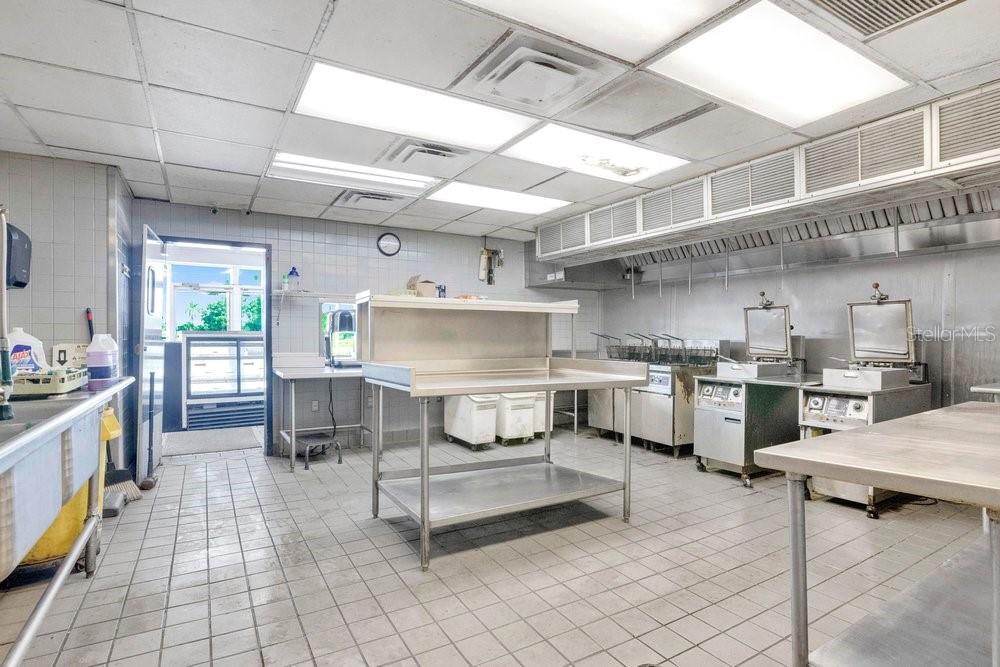 FOXBOWER MANOR - Commercial Sale