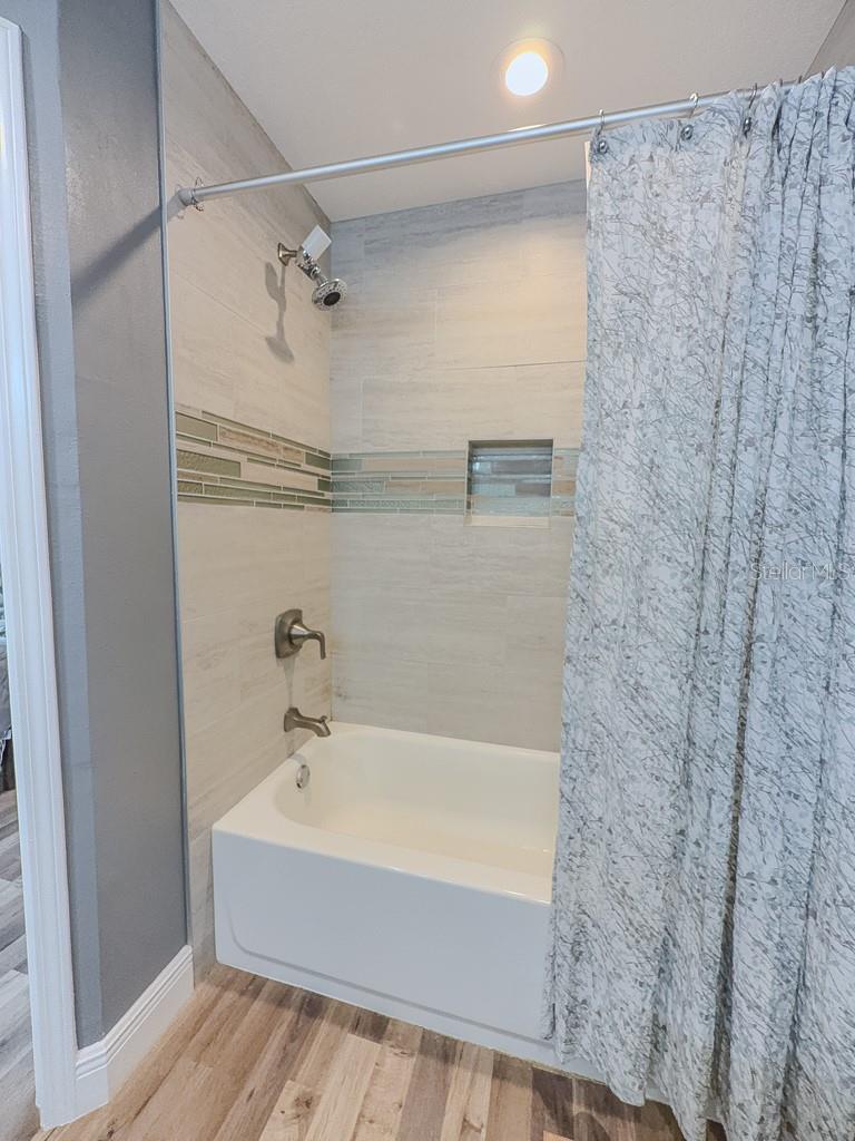 SOLANA BAY - Residential