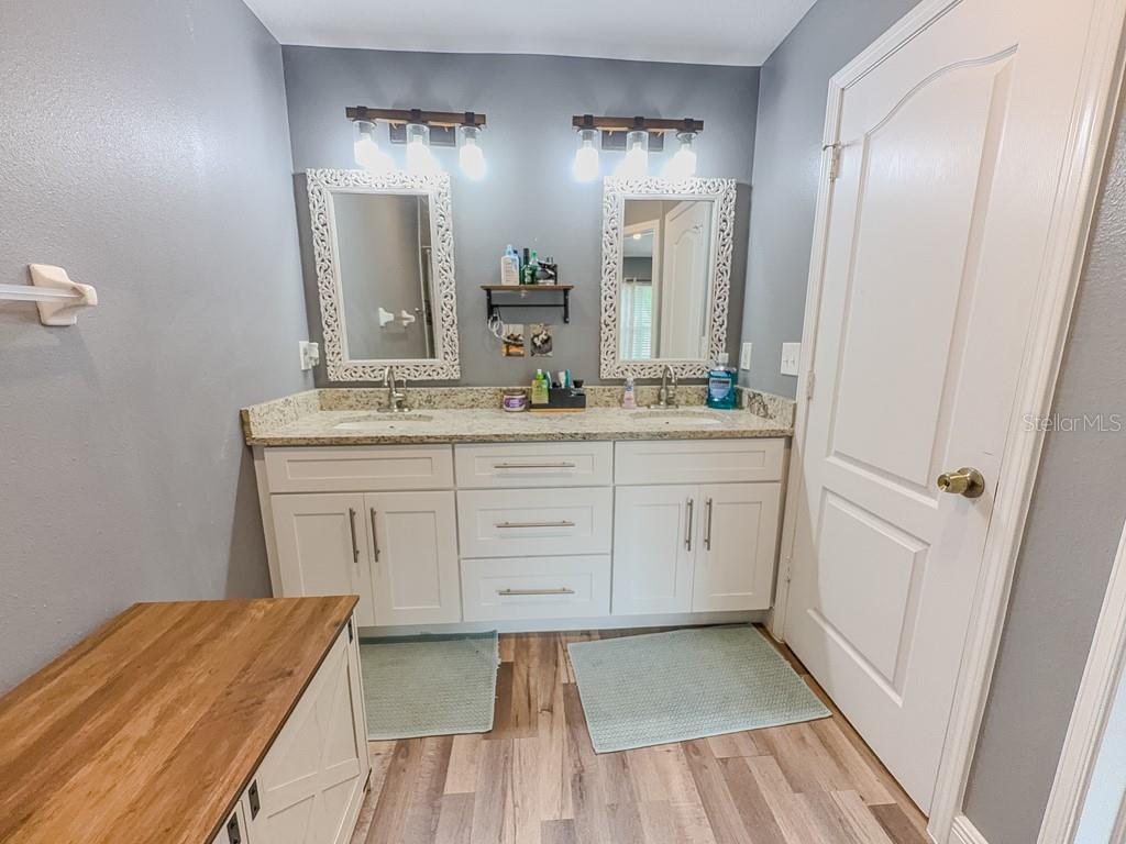 SOLANA BAY - Residential