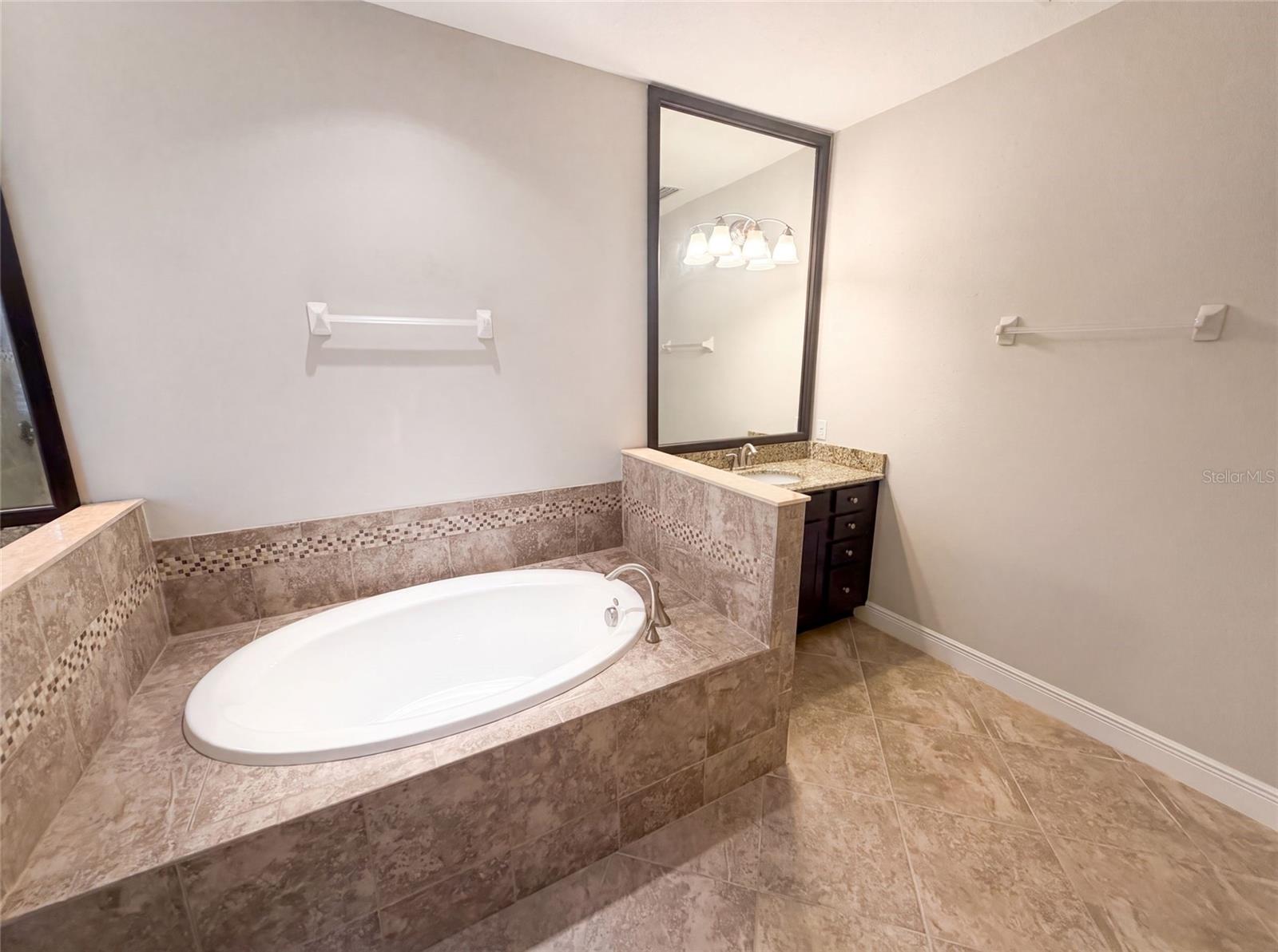 GRAND CYPRESS ON LAKE TARPON - Residential