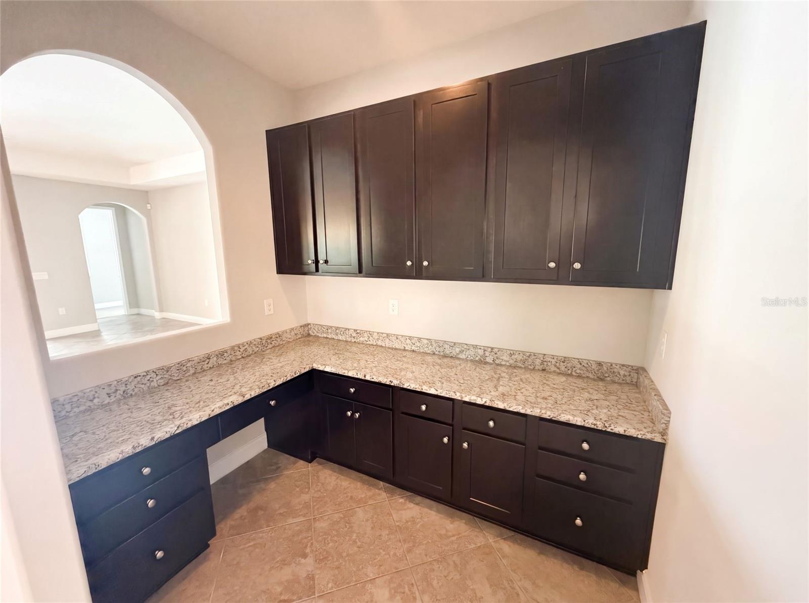 GRAND CYPRESS ON LAKE TARPON - Residential