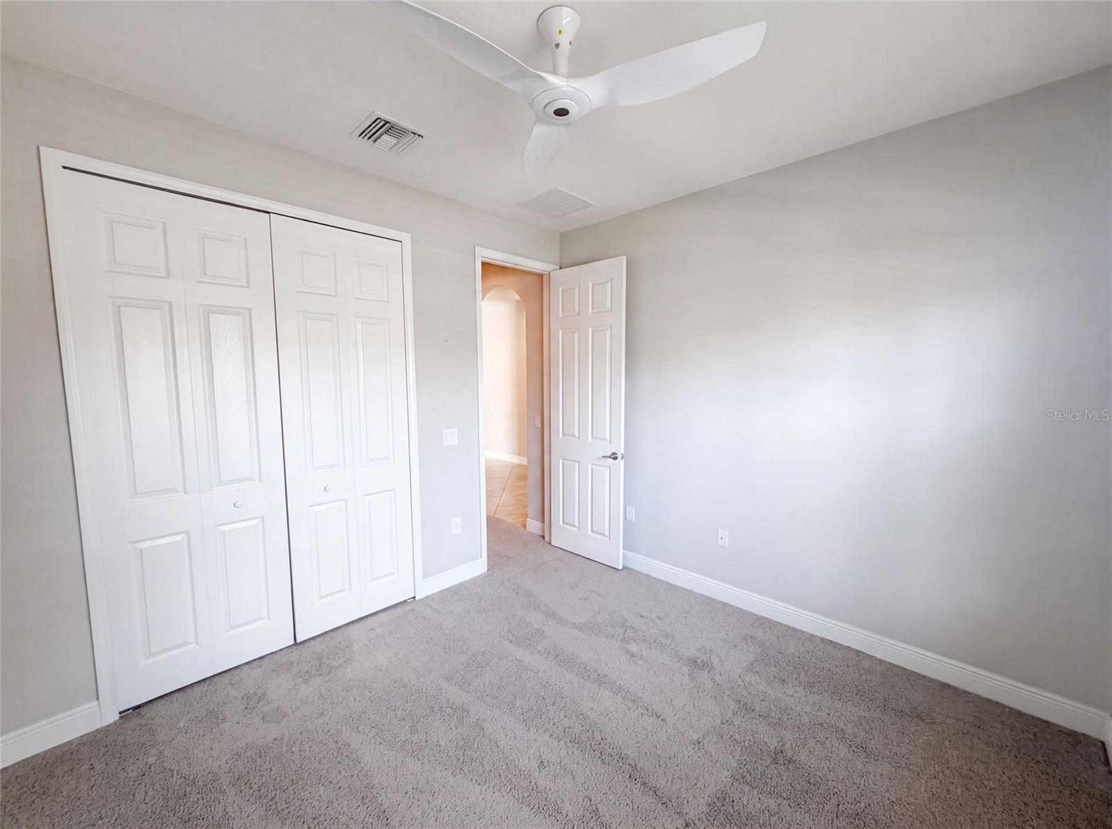GRAND CYPRESS ON LAKE TARPON - Residential