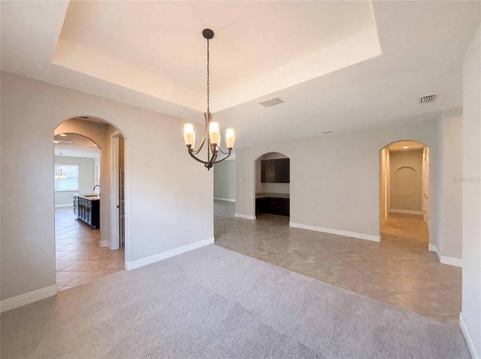 GRAND CYPRESS ON LAKE TARPON - Residential