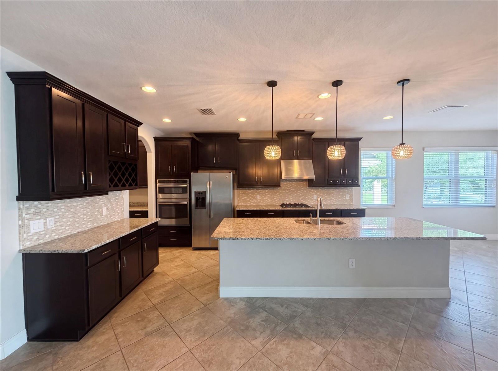 GRAND CYPRESS ON LAKE TARPON - Residential