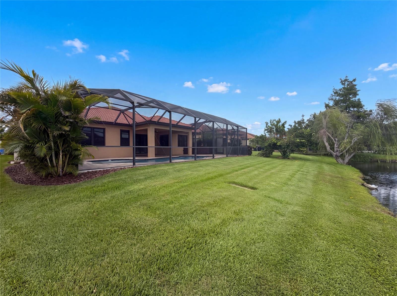 GRAND CYPRESS ON LAKE TARPON - Residential