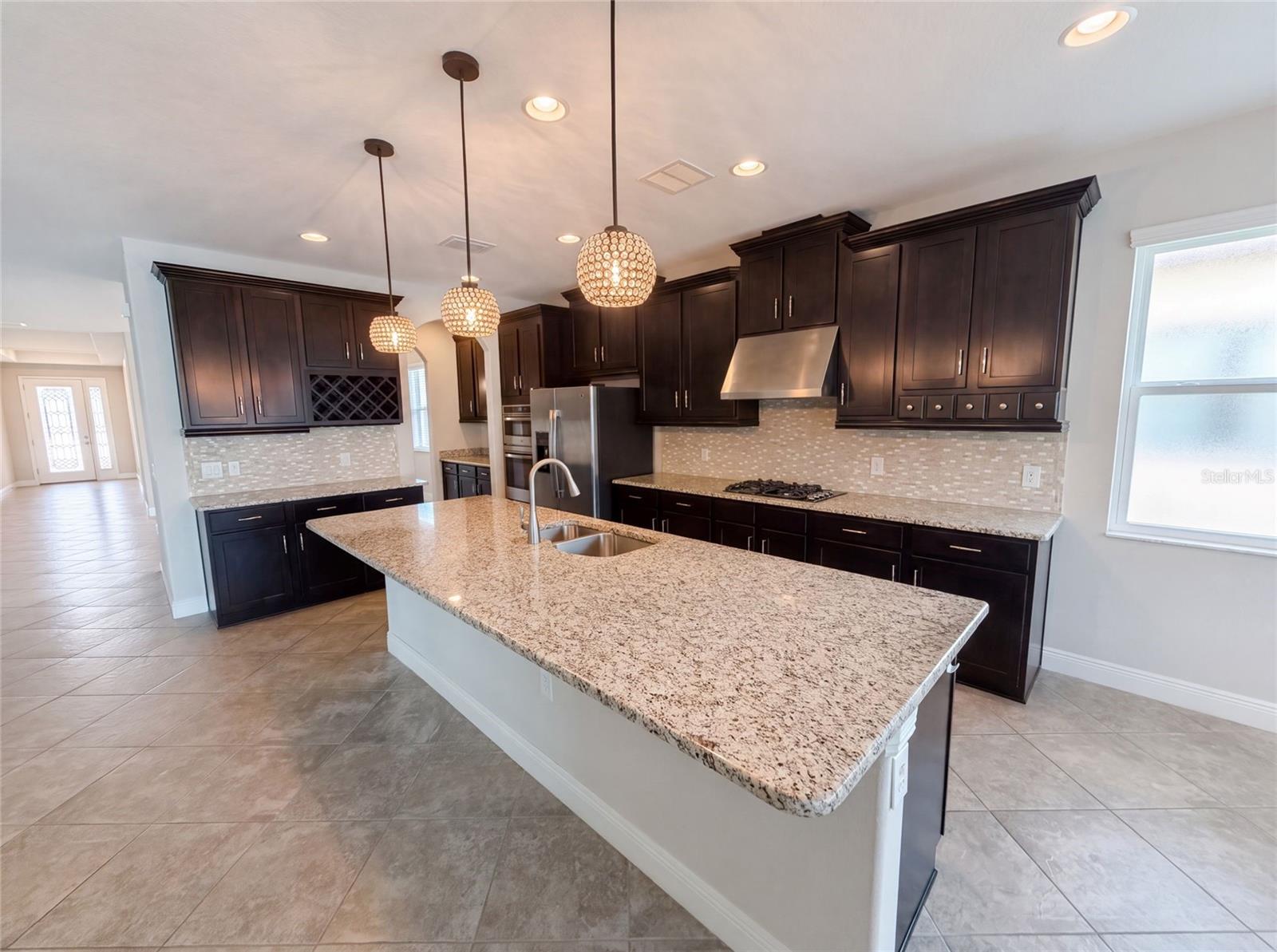 GRAND CYPRESS ON LAKE TARPON - Residential
