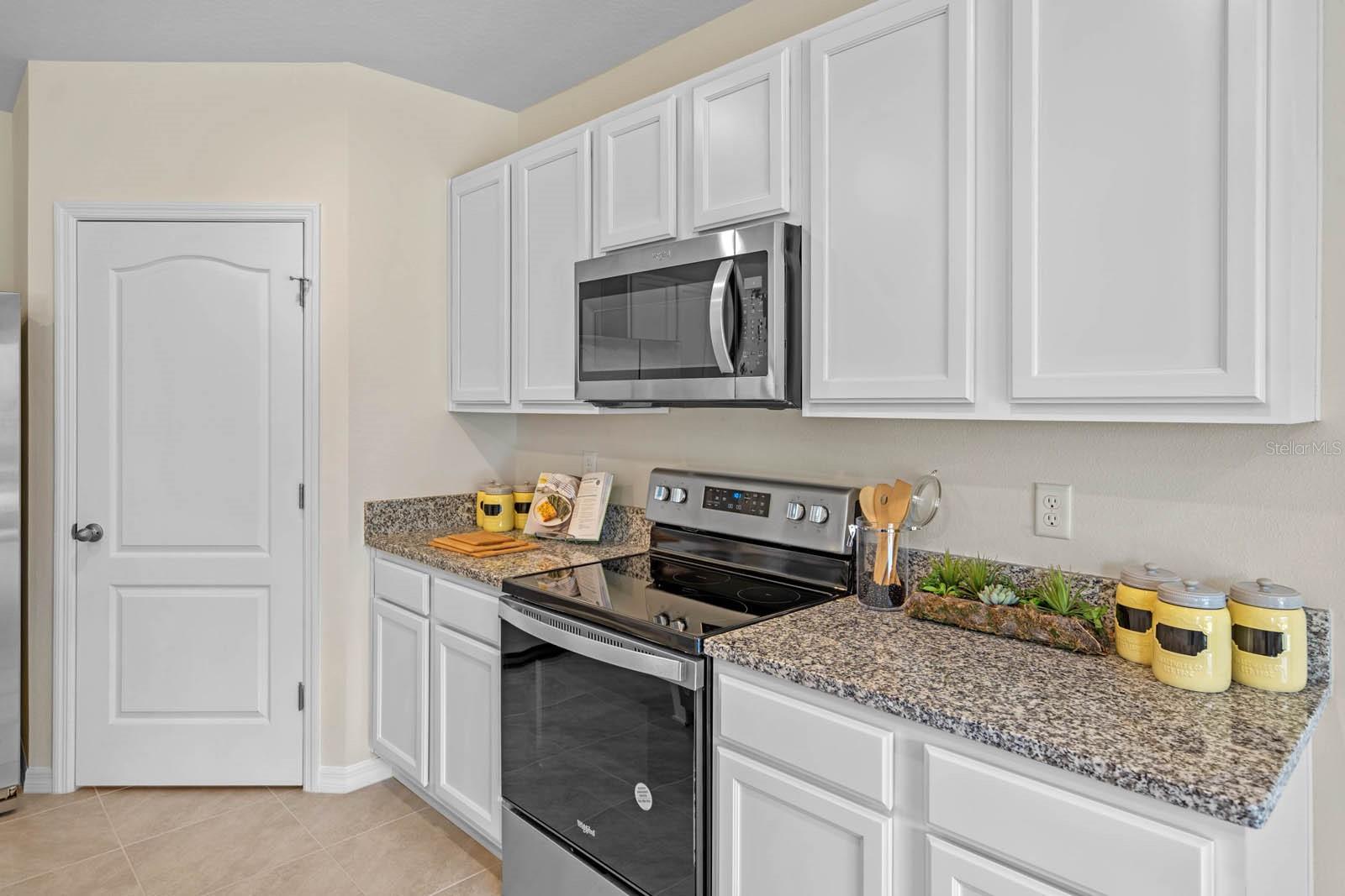 WIND MEADOWS SOUTH - Residential