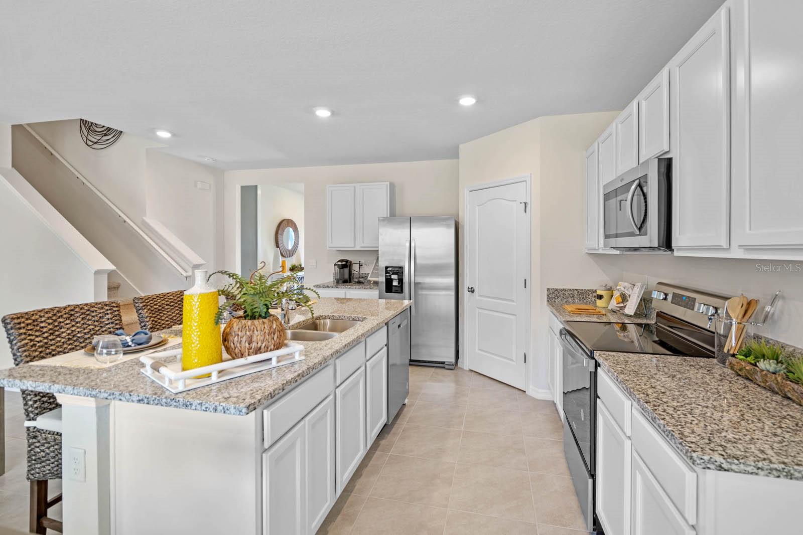WIND MEADOWS SOUTH - Residential