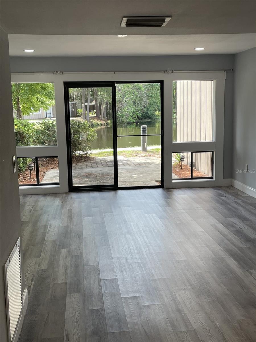 WINDHOVER CONDO - Residential Lease