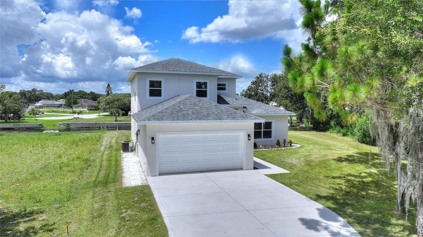 LANDINGS - Residential