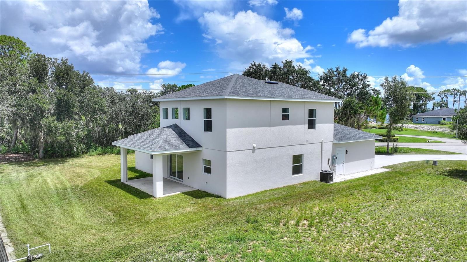LANDINGS - Residential