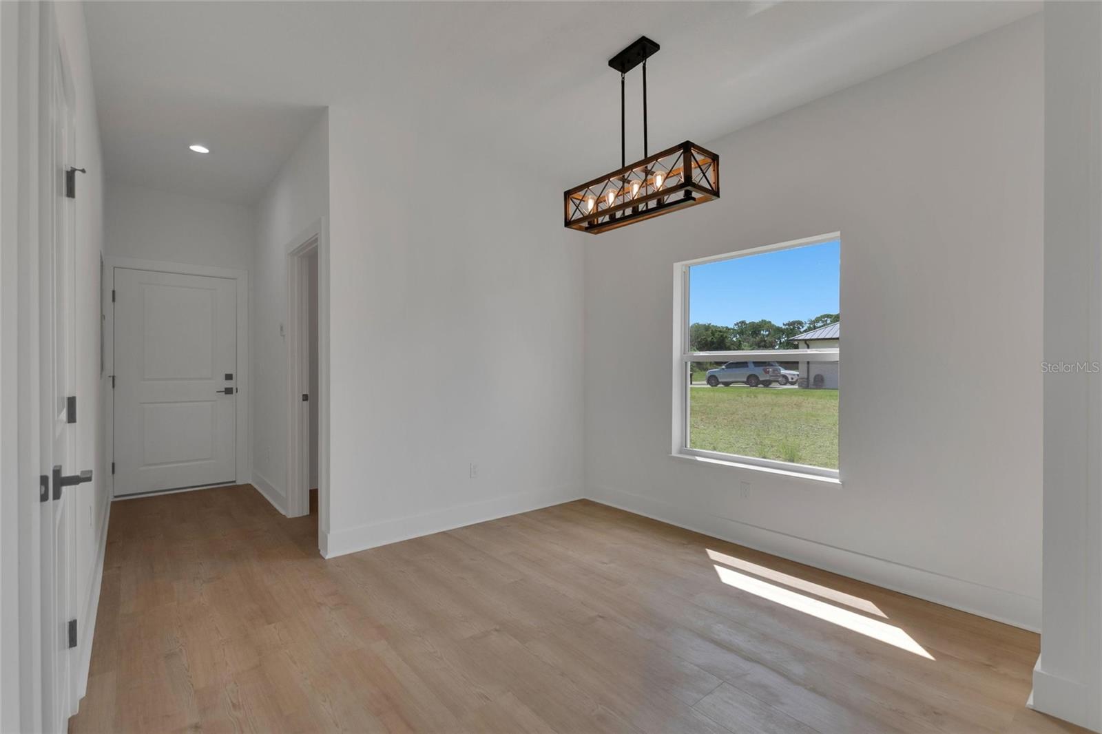 LANDINGS - Residential