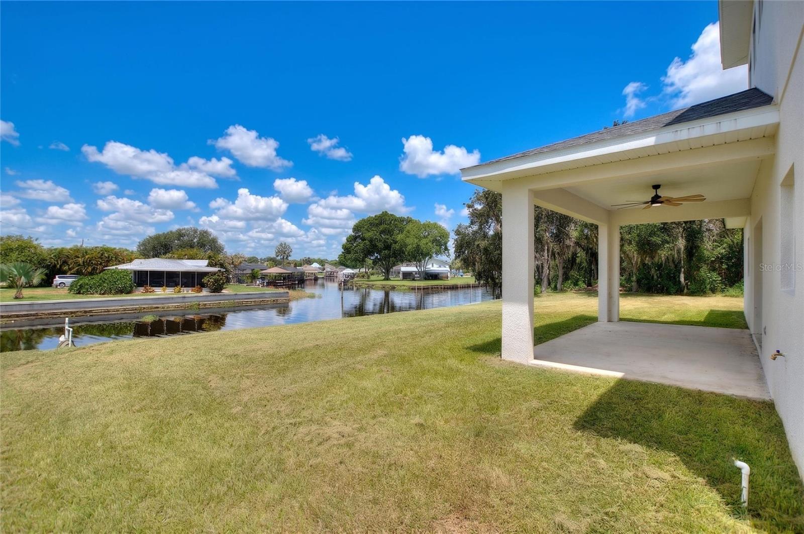 LANDINGS - Residential