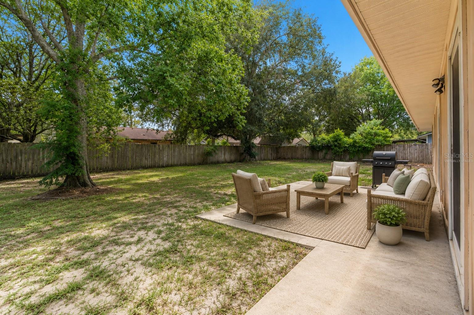 SPRINGTREE VI - Residential
