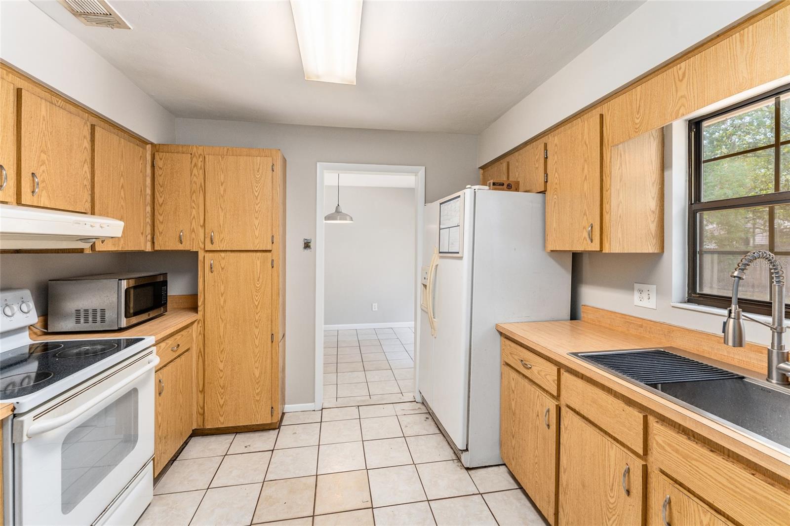 SPRINGTREE VI - Residential