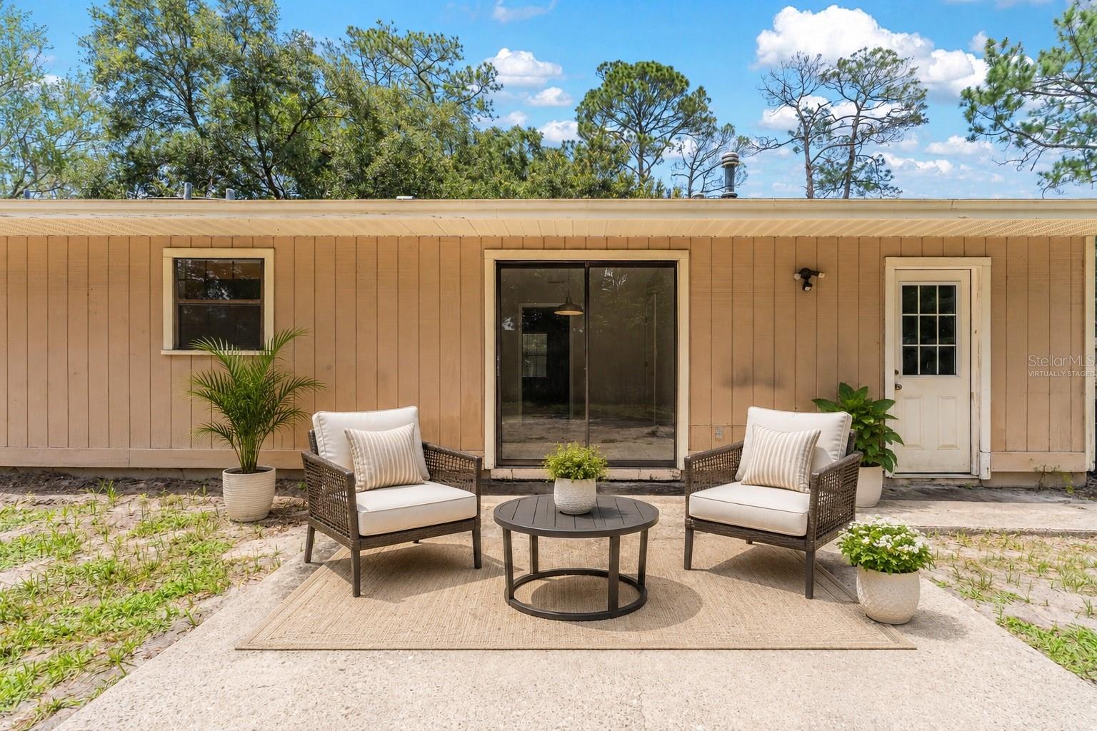 SPRINGTREE VI - Residential