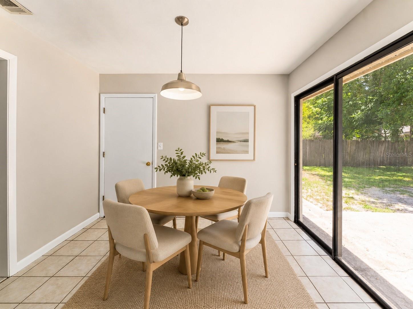 SPRINGTREE VI - Residential