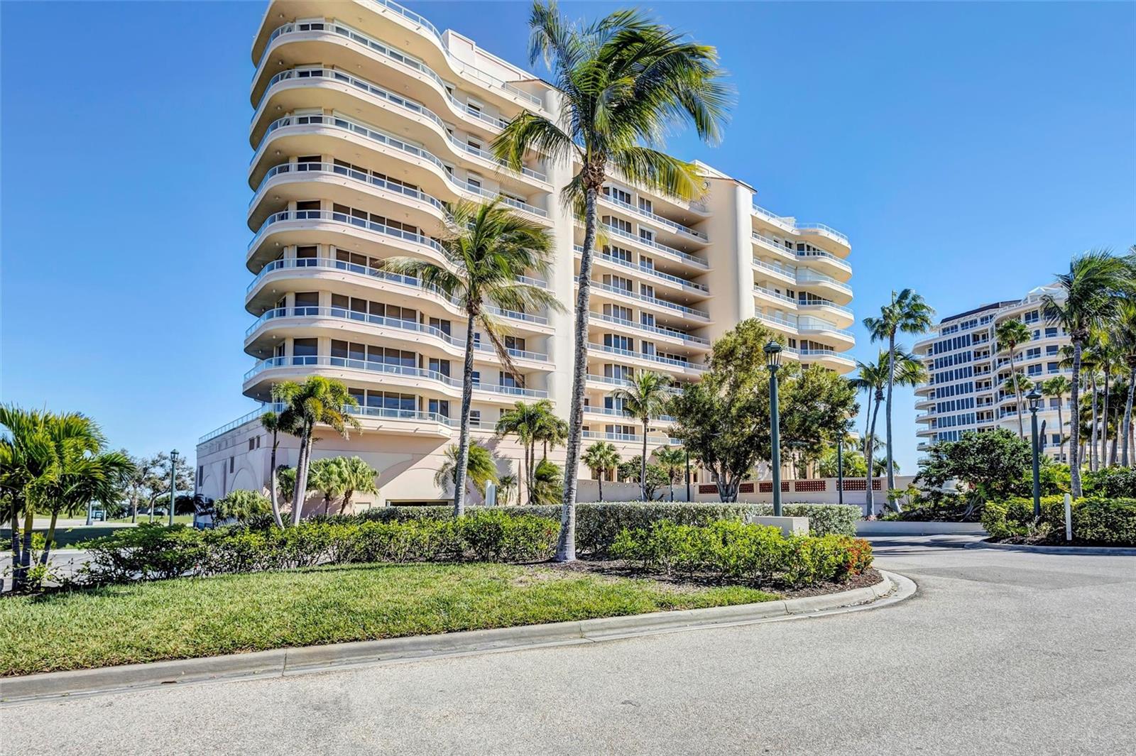 GRAND BAY 1 - Residential