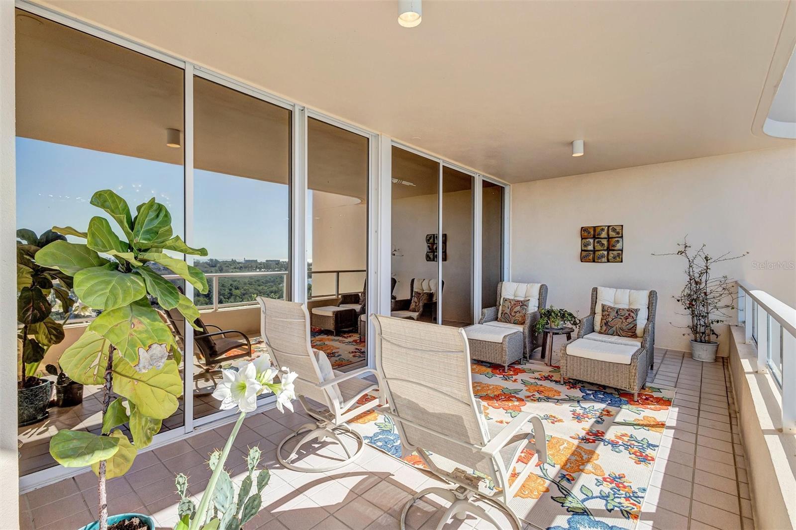 GRAND BAY 1 - Residential