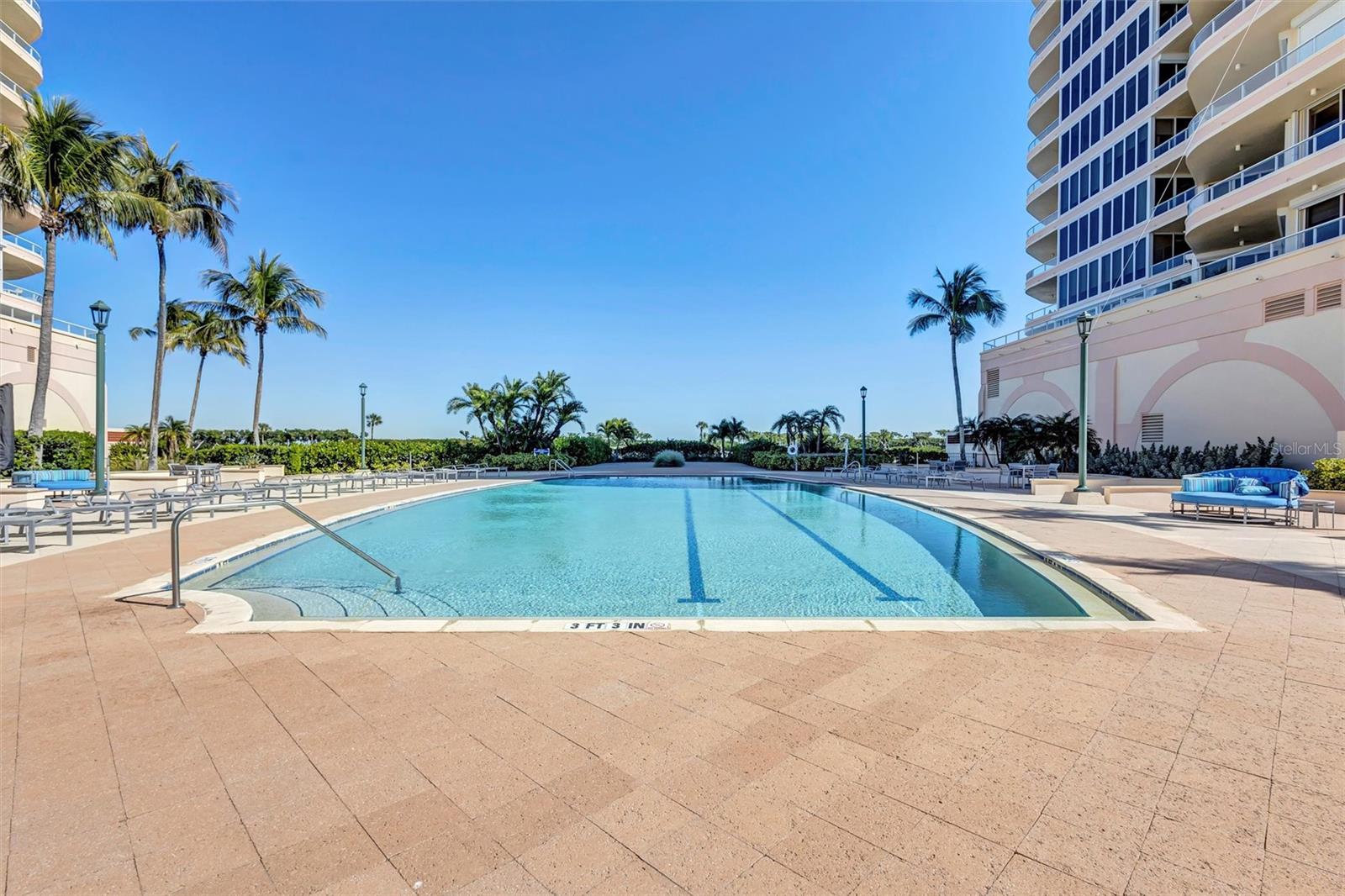 GRAND BAY 1 - Residential