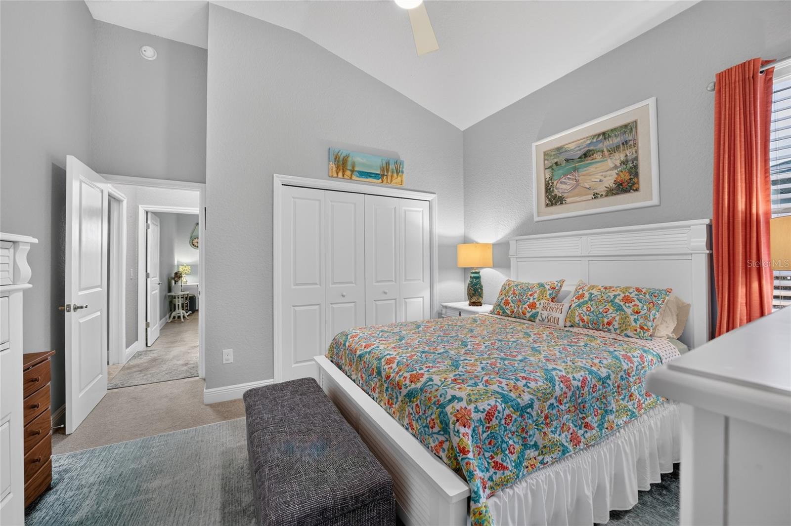 LAKESIDE LANDINGS - THE ENCLAVE - Residential