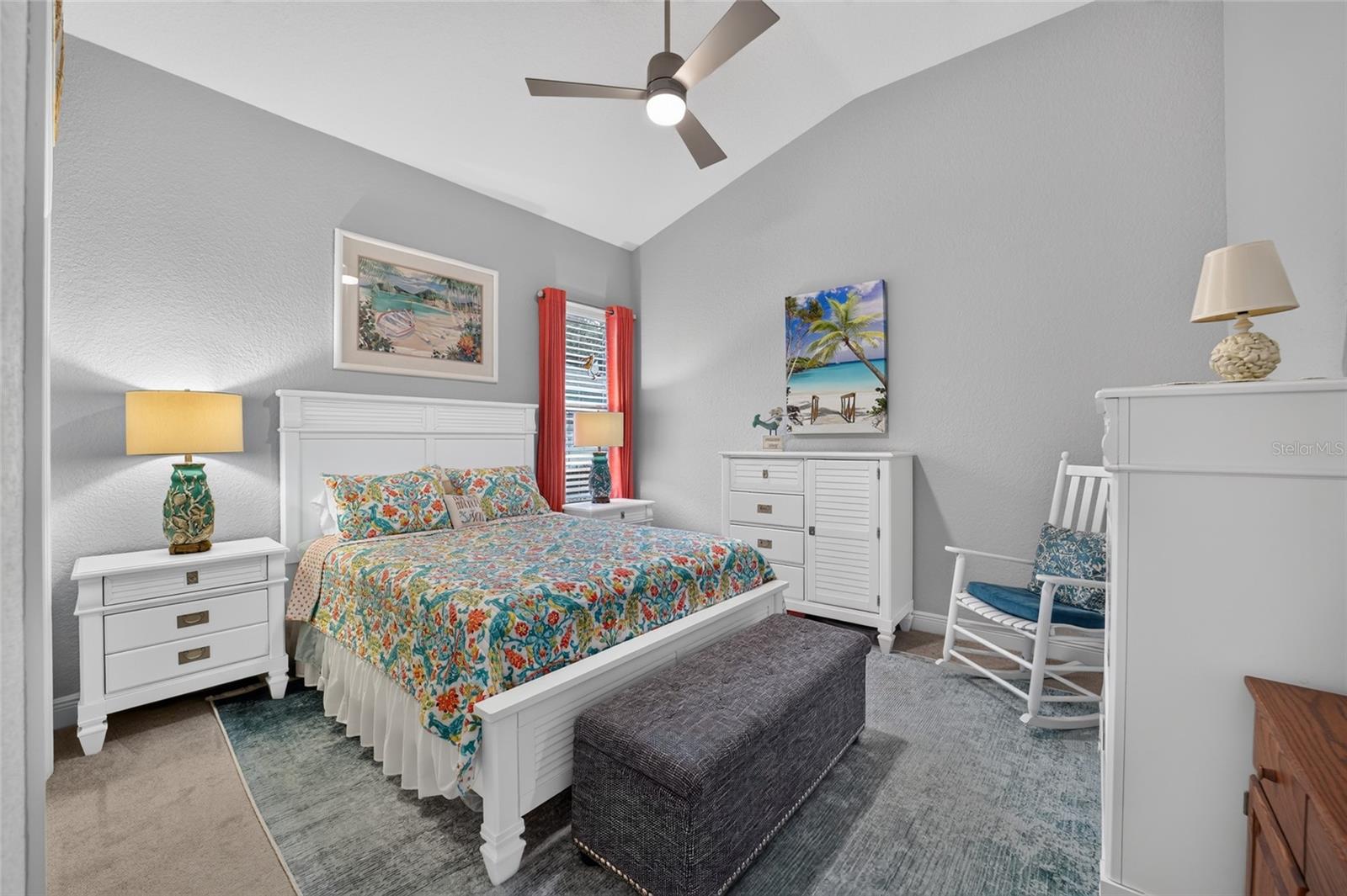 LAKESIDE LANDINGS - THE ENCLAVE - Residential