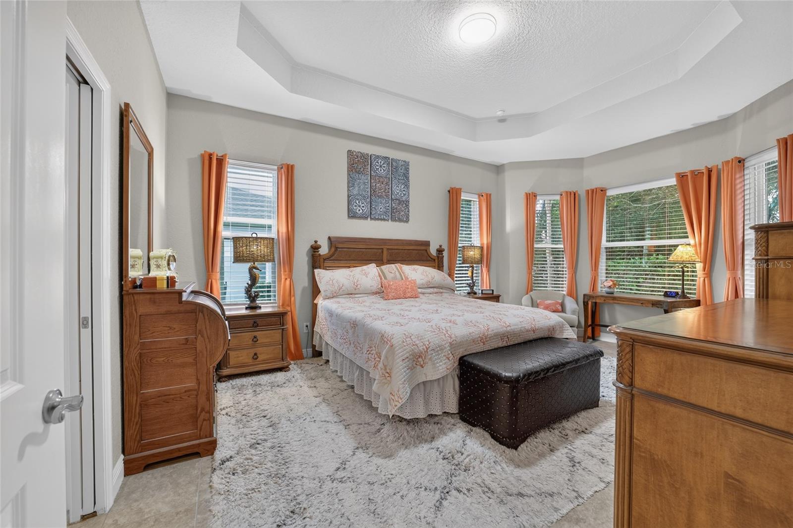 LAKESIDE LANDINGS - THE ENCLAVE - Residential