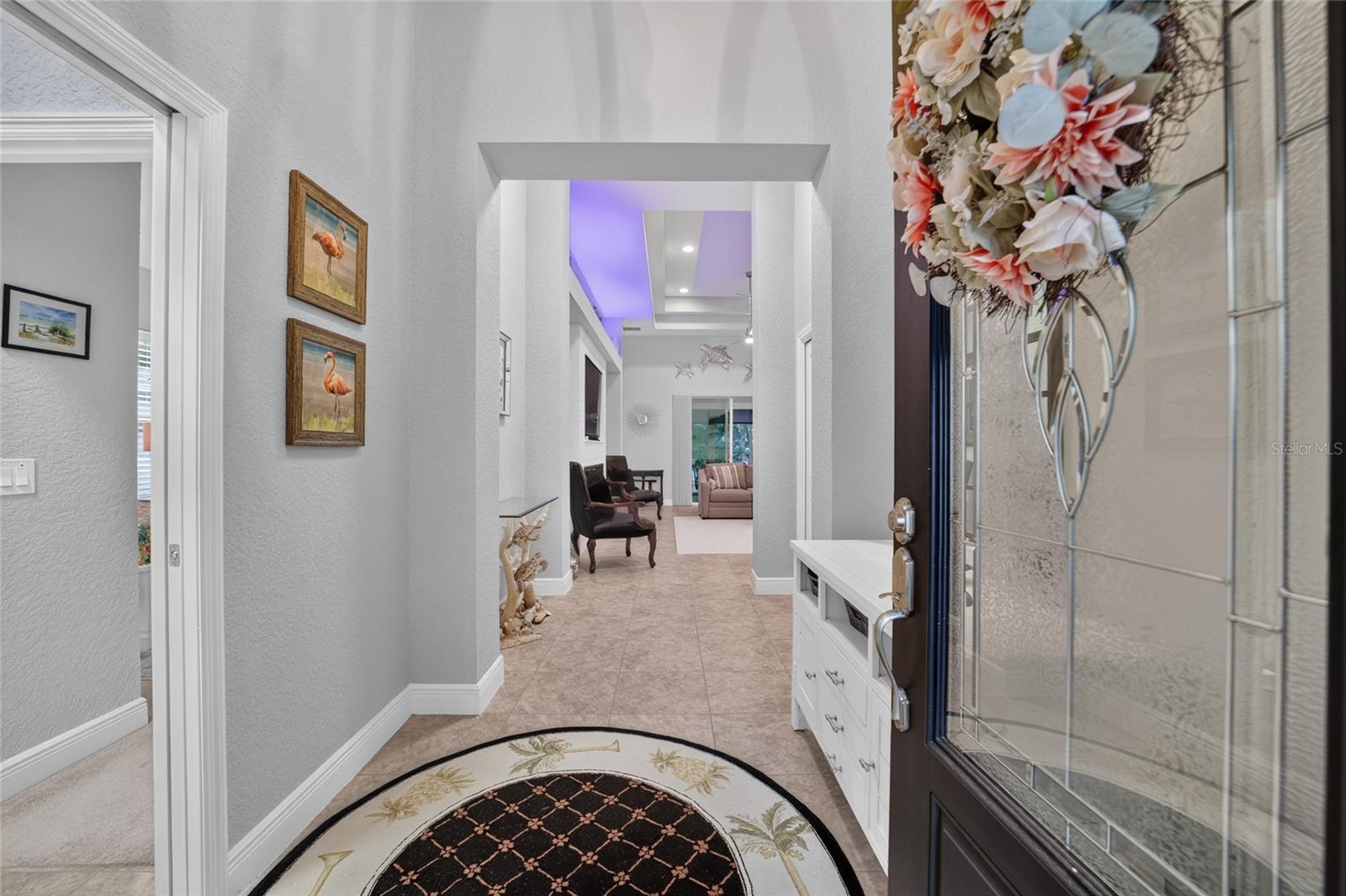LAKESIDE LANDINGS - THE ENCLAVE - Residential