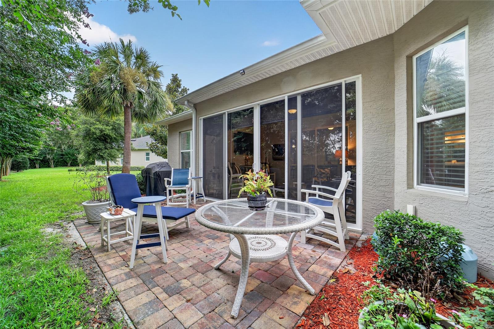 LAKESIDE LANDINGS - THE ENCLAVE - Residential